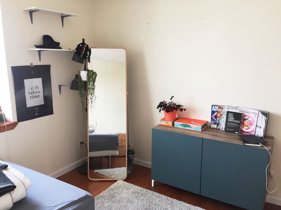 Full sized mirror