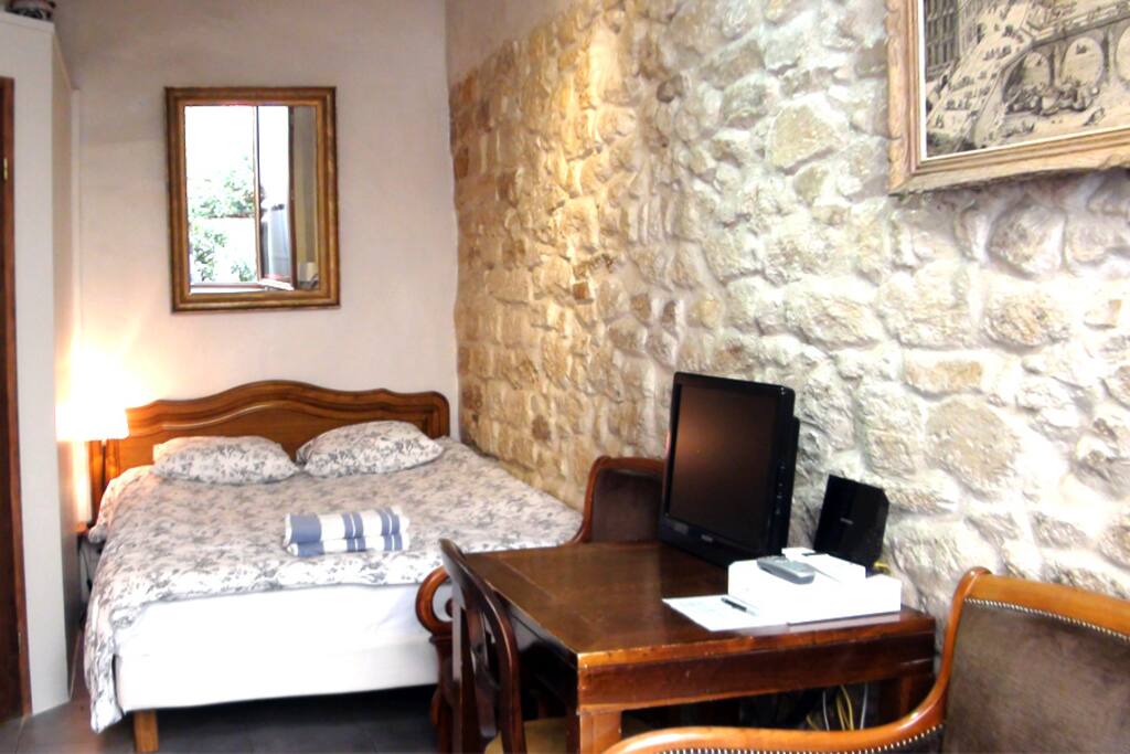 Espace de couchage, lit double 140x200