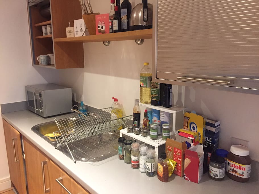 Also, the kitchen has everything you might need for cooking, from dishes and cutlery to spices and some ingredients. There will always be something to snack or drink in the house