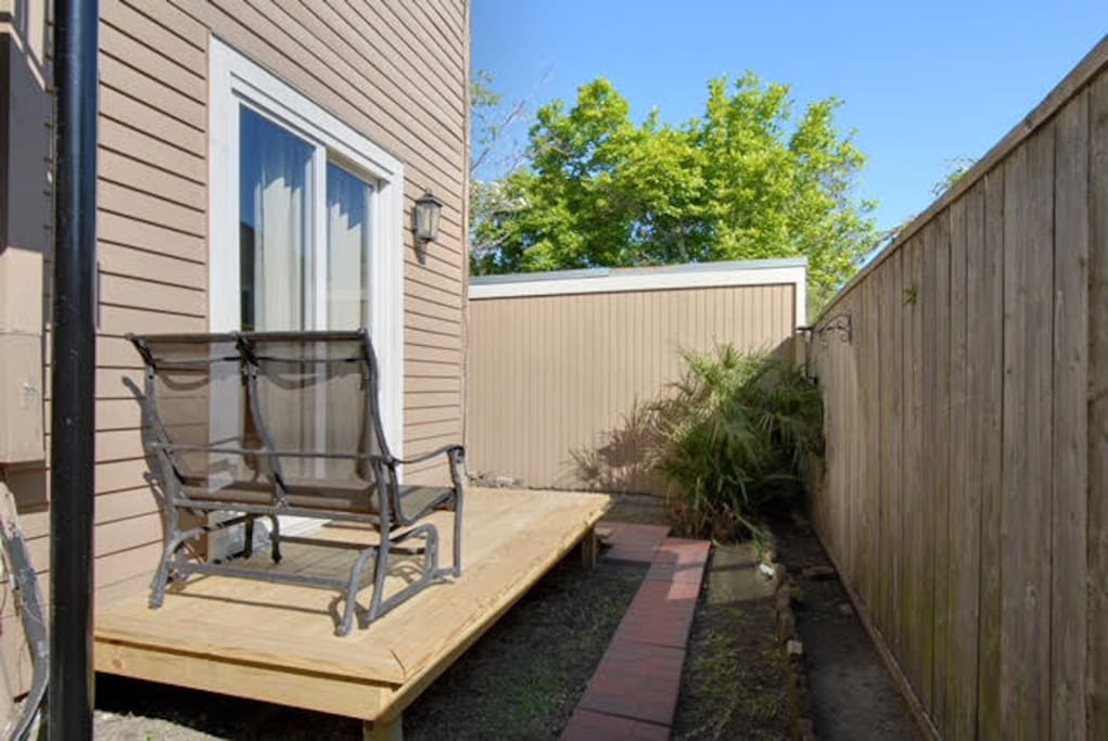 Private Entrance and Deck