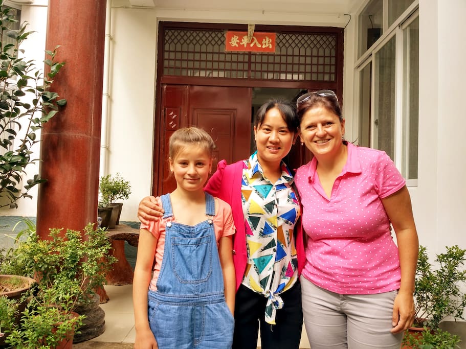 入住成宫的客户大多数是家庭旅行,也有小团体和朋友派对等。Mainly clients in Aprt. Cheng Gong were family, small team outing or party.