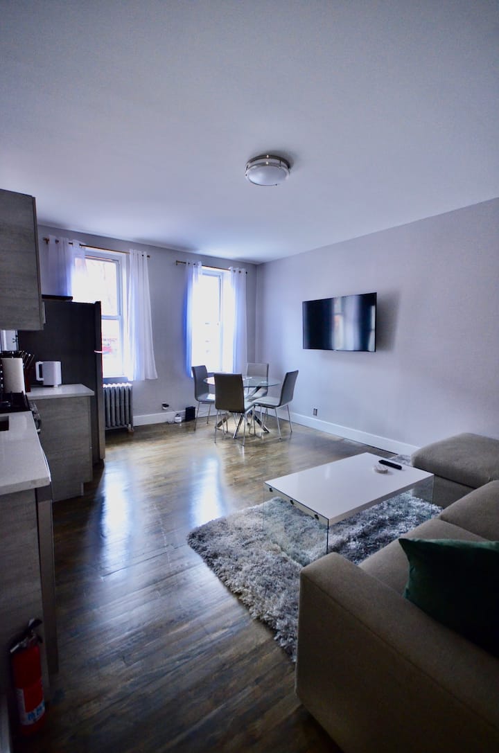 Elegant*  Bright One Bed * 18 Min To Manhattan - Brooklyn, NY