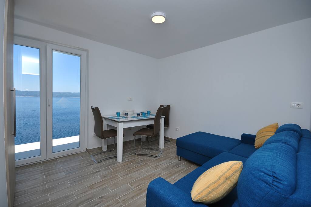 Living room overview