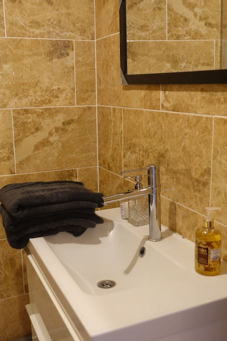luxury bathroom