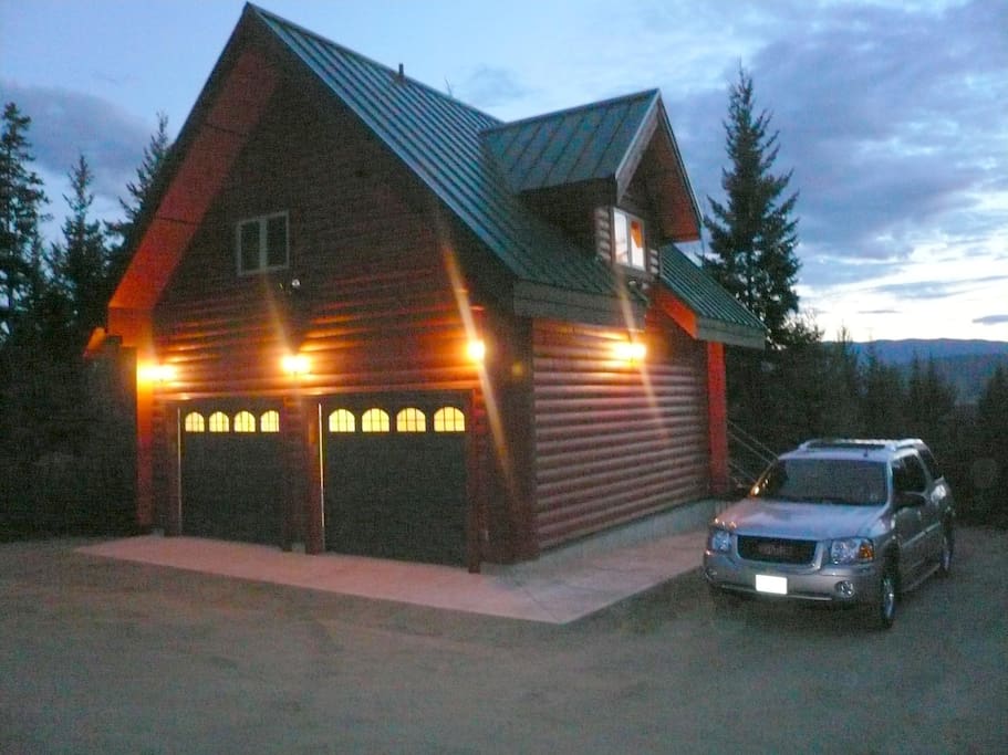 Log Coach House
