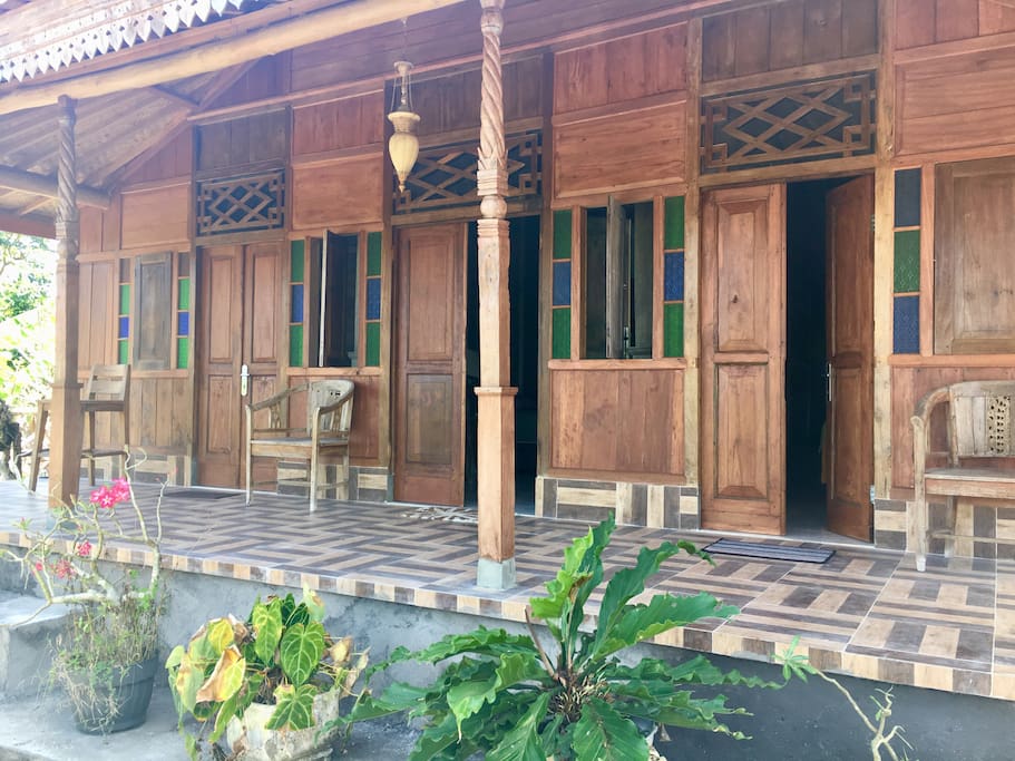 terrace (outside rooms)