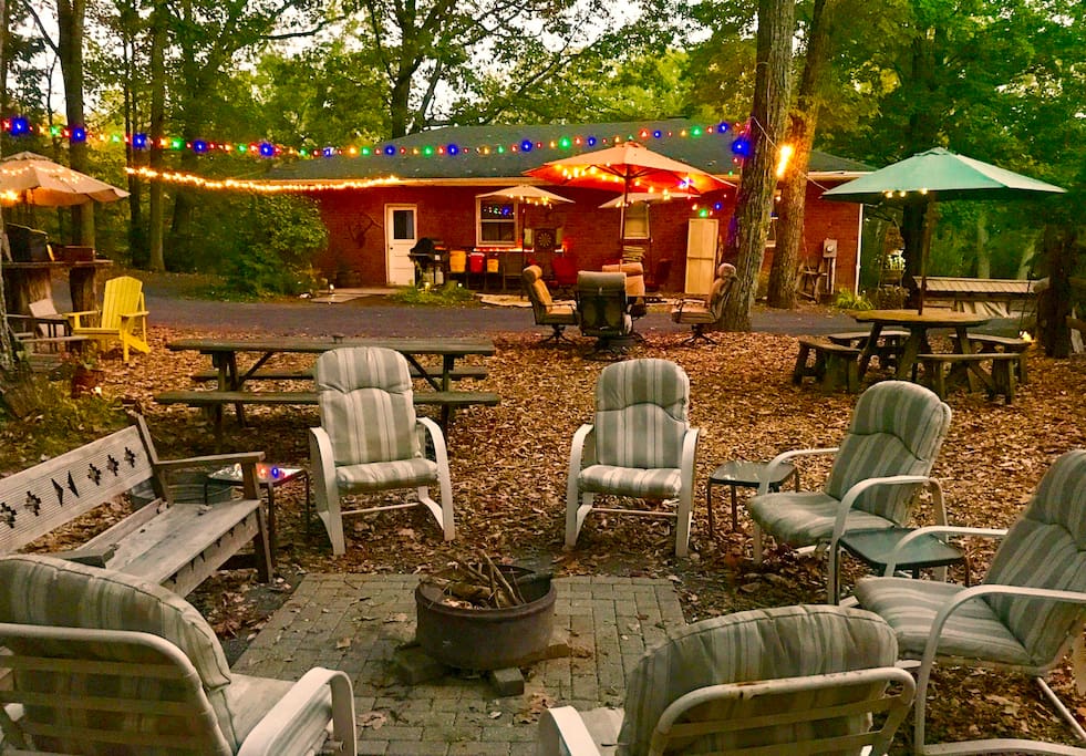 lots of outdoor seating for large parties