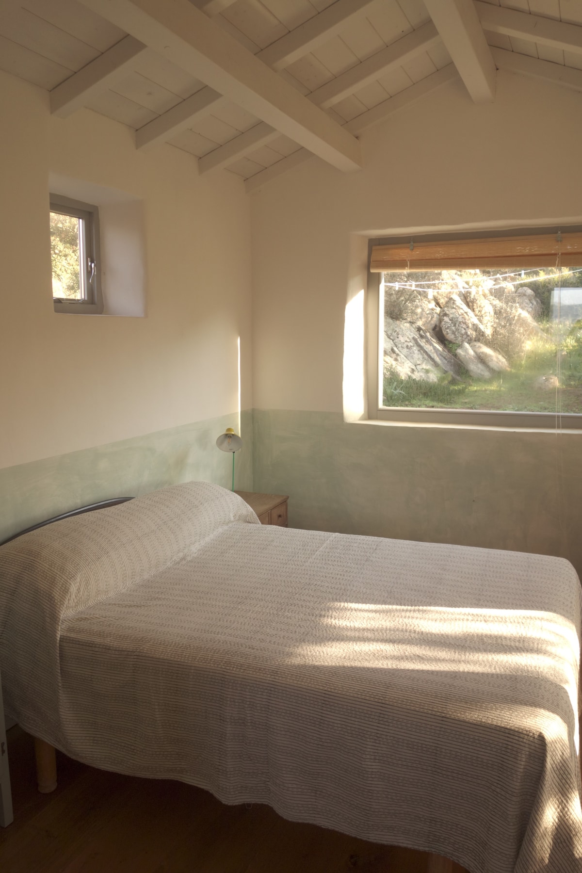 חדר שינה שני בבלוק נפרד