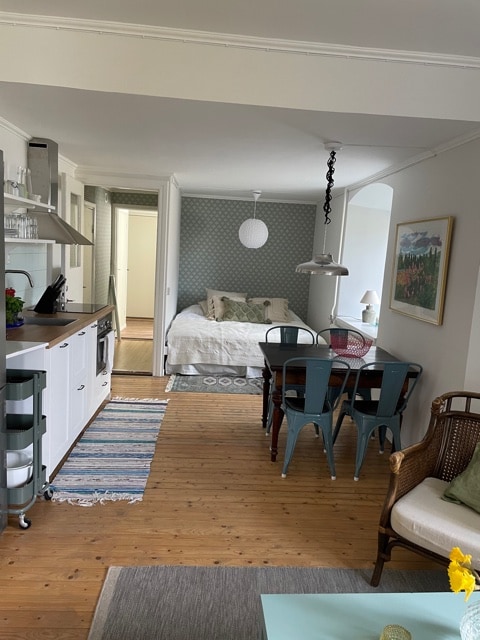 ซุ้มสำหรับนอนคู่พร้อมแปลนเปิดโล่งพร้อมครัวใหม่