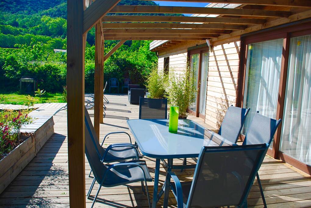 La grande terrasse ensoleillée / ombragée, vues splendides