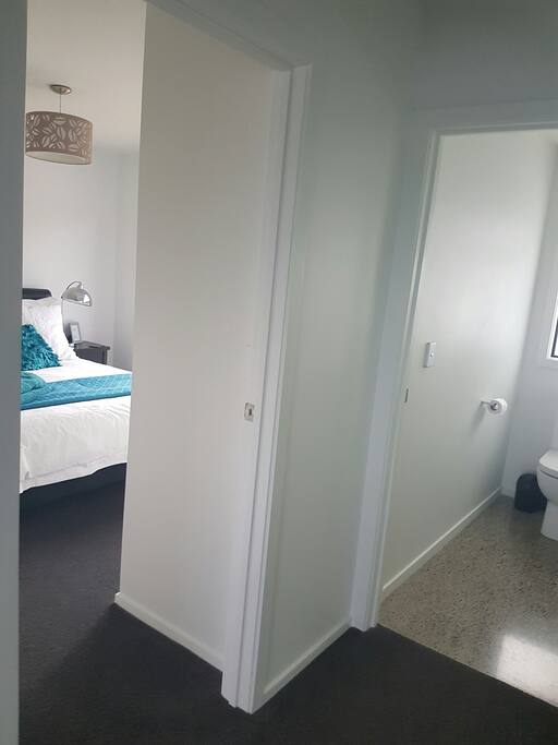 Guest room 1 with private ensuite