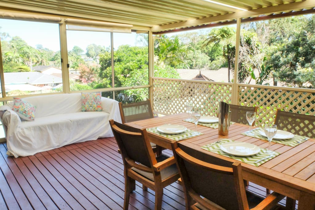 Large covered entertainers deck