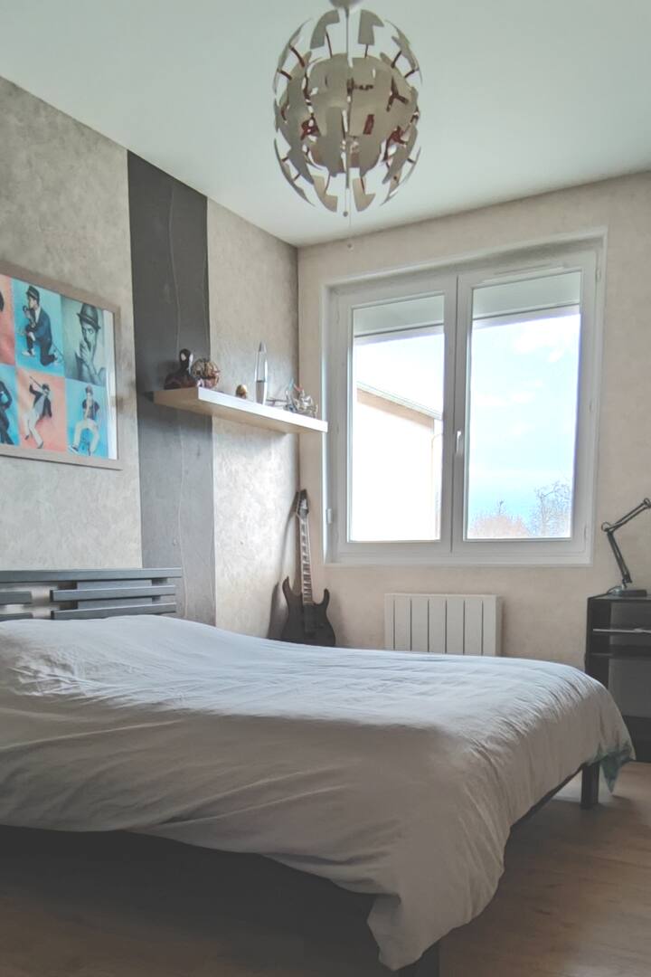 Შამბრე განათებულია 140*200