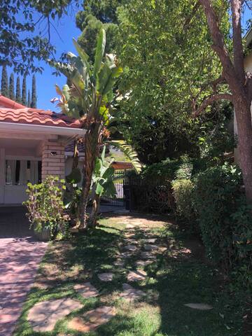 The Janlor Vila gallery image 2