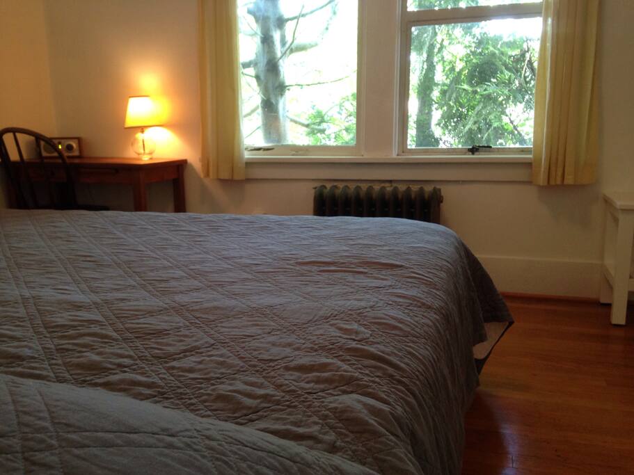 King bed
