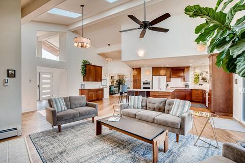5,000 SqFt 7 Bedroom MCM Estate | 1 Acre Sleeps 22