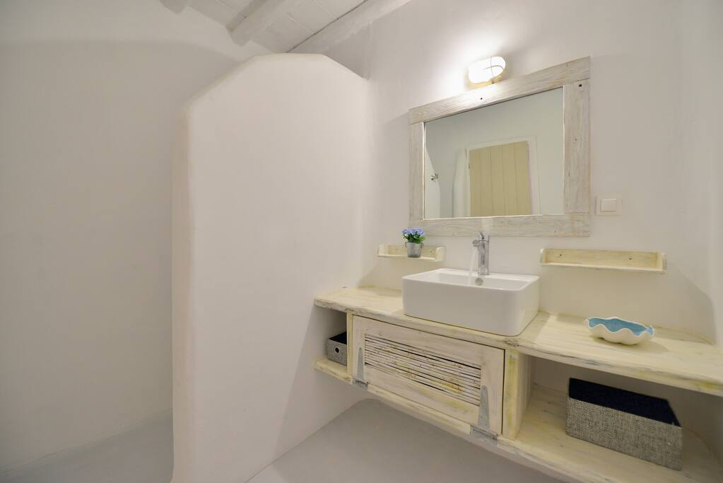 Bathroom1