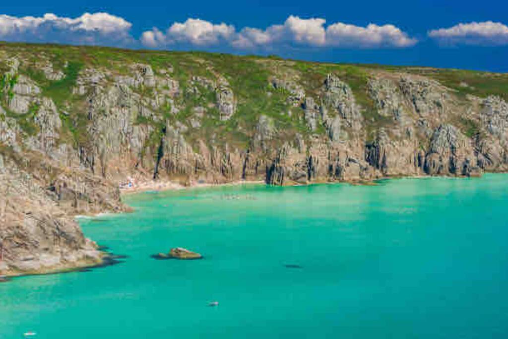 Charming Two-Bedroom Artist’s Residence in Central Penzance