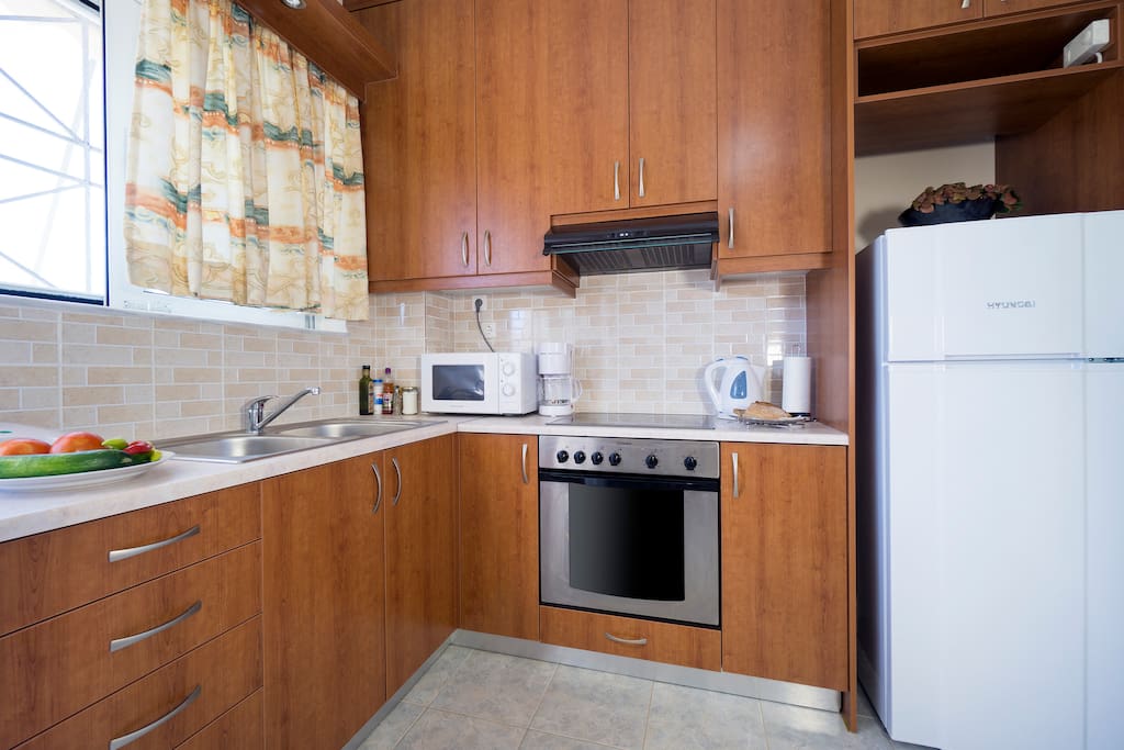 Fully equipped kitchen