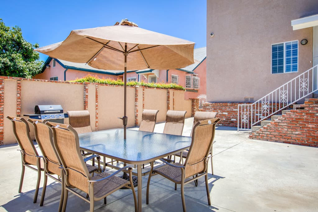 After a fun-filled day of exploring, throw a family cookout on the private patio.