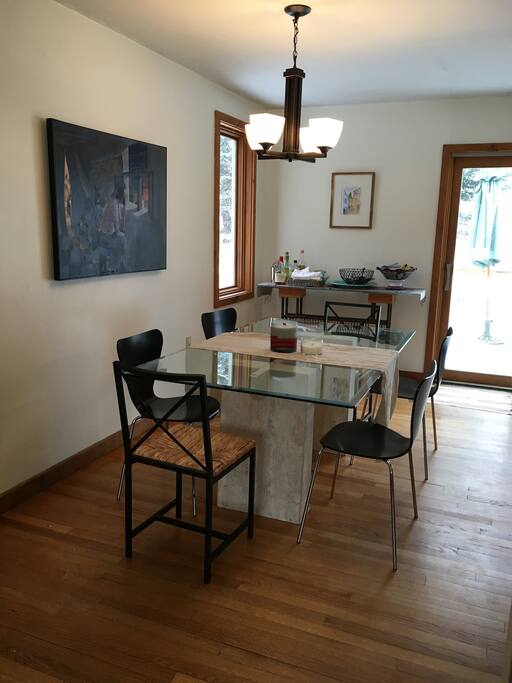 Dining Room (upstairs)