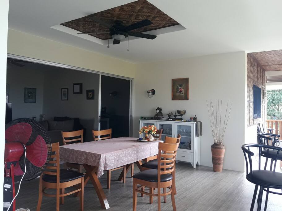 Open Veranda/Dinning area