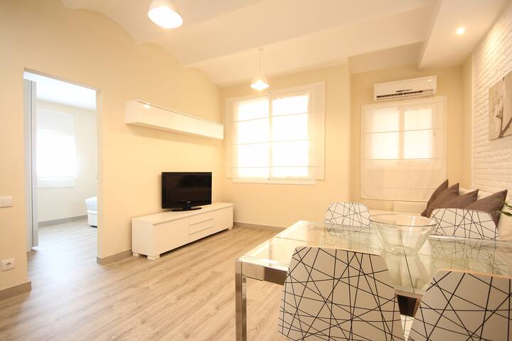 Functional, a few steps to the beachside!