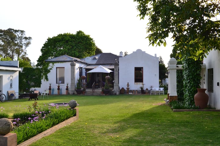 Airbnb Belfast Holiday Rentals Places To Stay Mpumalanga
