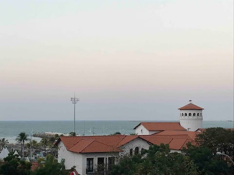 Apartment with sea view. Anfitriao liz silva