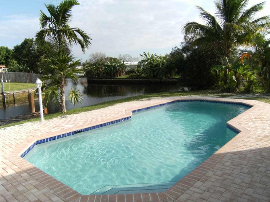 private pool
Heated in winter