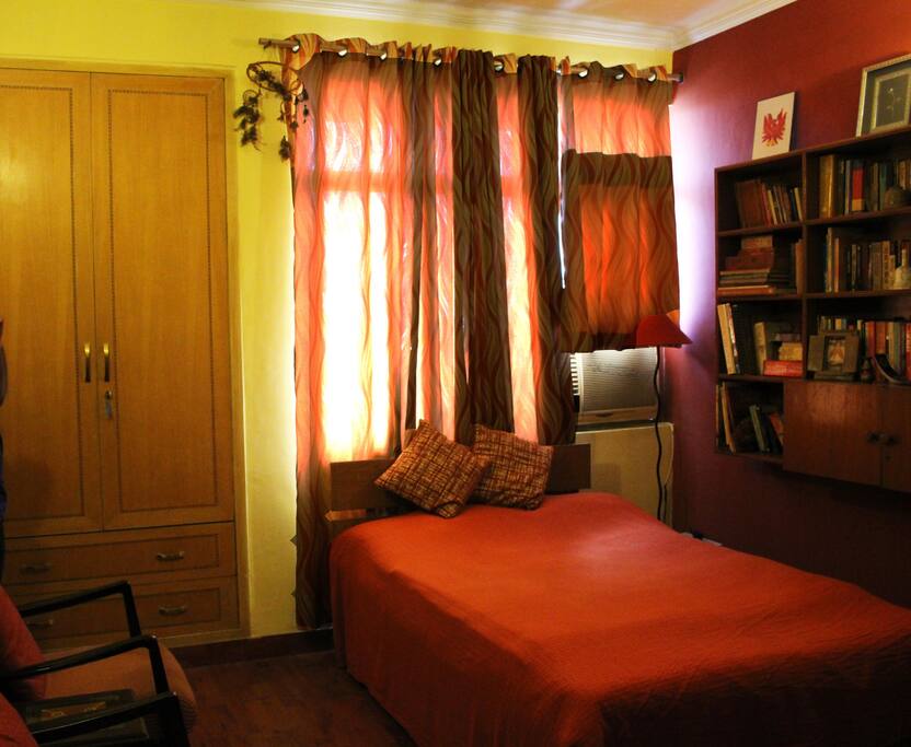 A Seeker's Haven- Room 1 with a Queen-size Bed