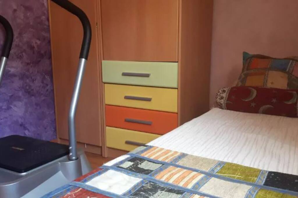 Habitación Individual / Single room