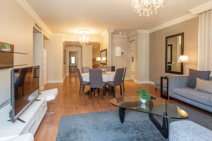 Five Star 2 Bed 2 Bath Luxury Hotel Suite gallery image 4