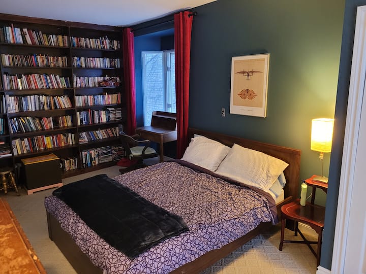 您的卧室配备标准双人床