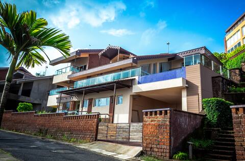Sea View Villa with infinity pool