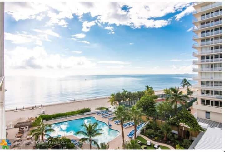 Casa deslumbrante de 5 quartos com piscina aquecida e sala de jogos - Casas para Alugar em Fort Lauderdale, Flórida, Estados Unidos - Airbnb