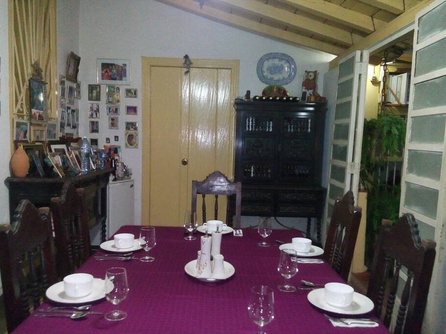 Comedor listo para servicio