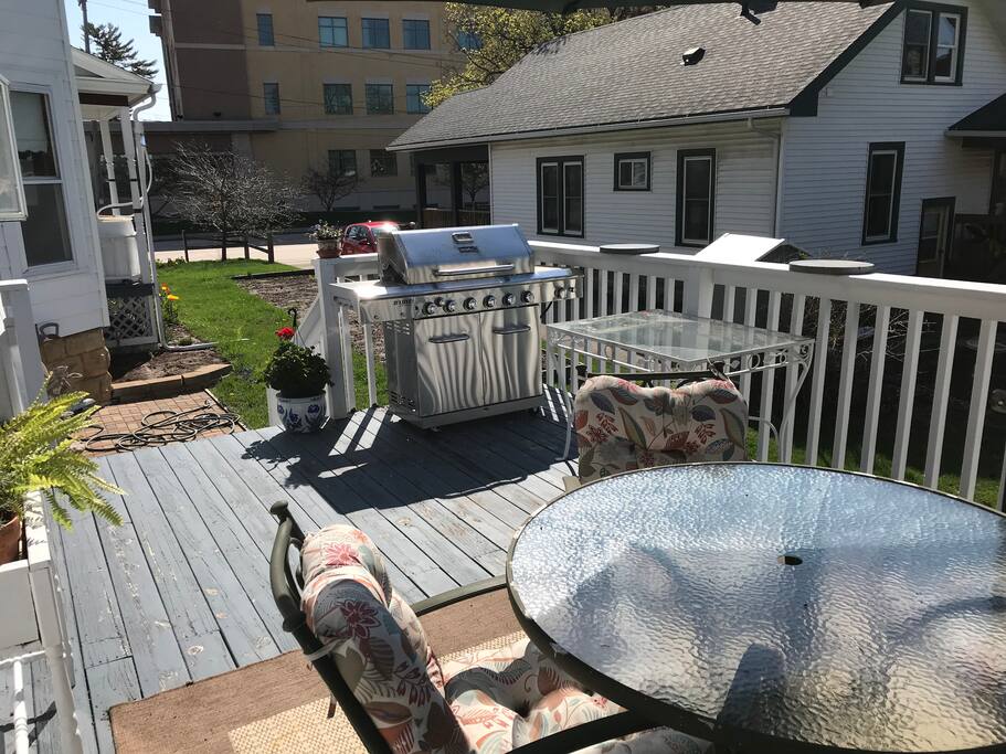 Shared Deck with Grill