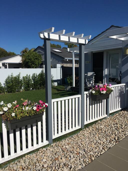 Separate entrance to apartment