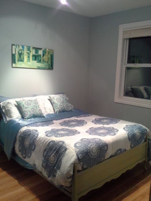 Relaxing bedroom in the evening!