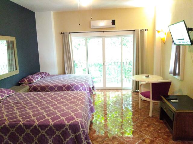 Casa de Ambrose Fenix Room