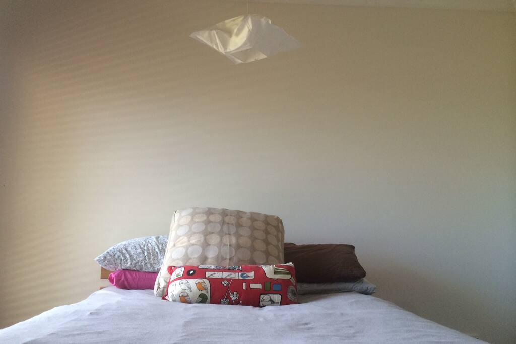 Main bedroom. Double futon.