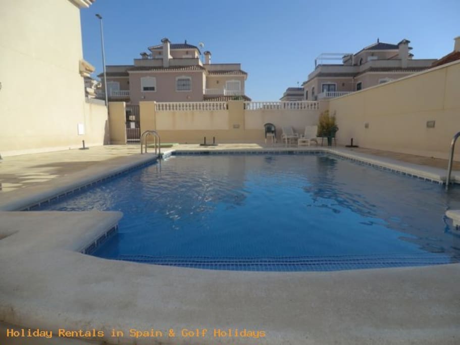 ea_3_bed_house_for_rent_torre_de_la_horadada_pool_