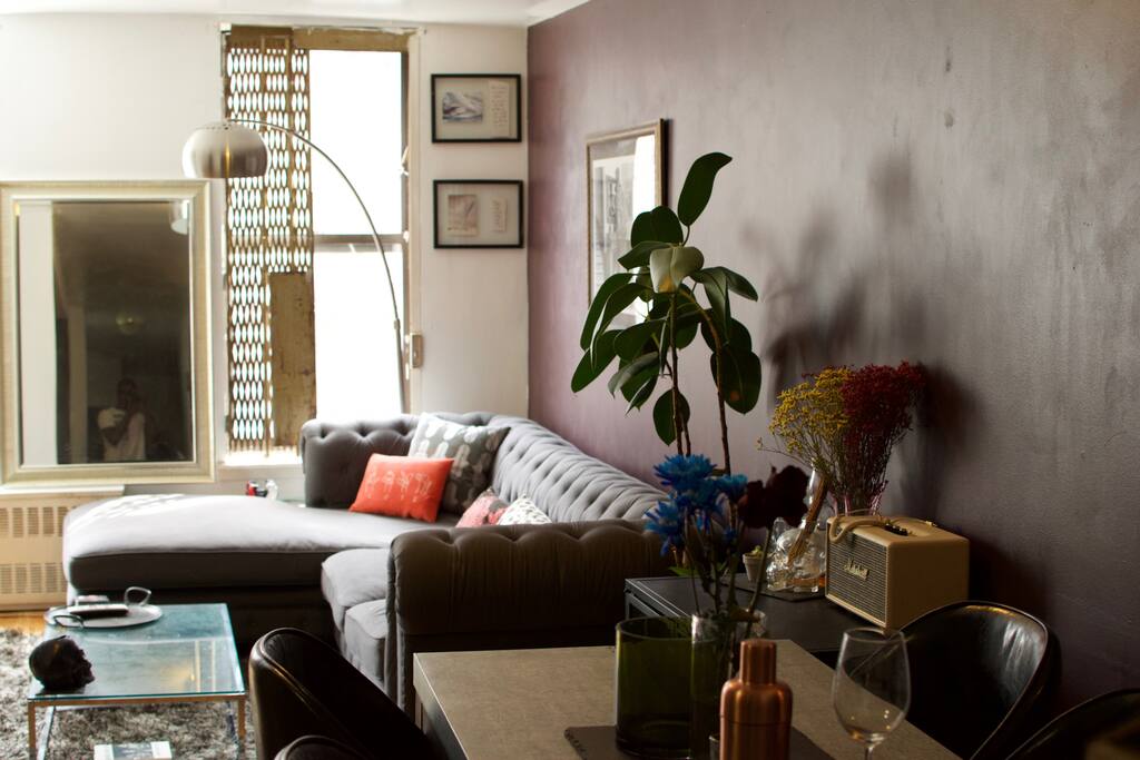 Dining room into living room