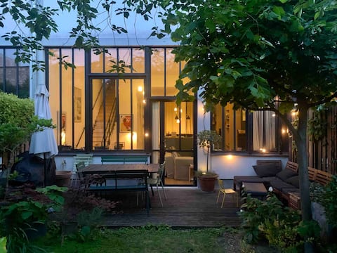 Loft with garden for 6 pers. Near subway.