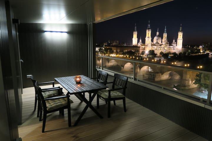 "LA TERRAZA  DEL PILAR" VISTAS DE LUJO , PARKING.