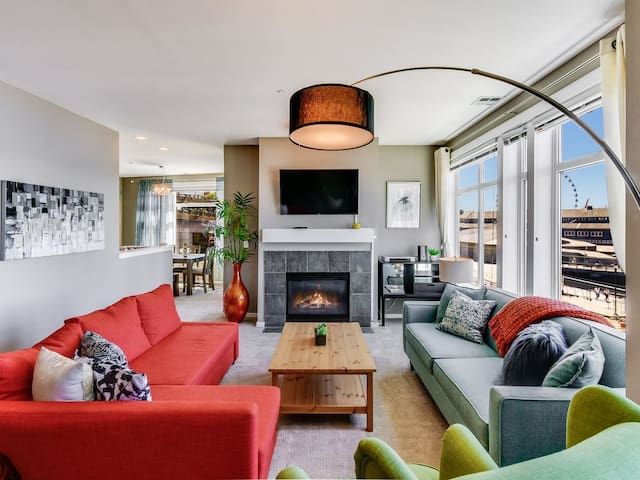 Blue Haven- Water Front Condo gallery image 2