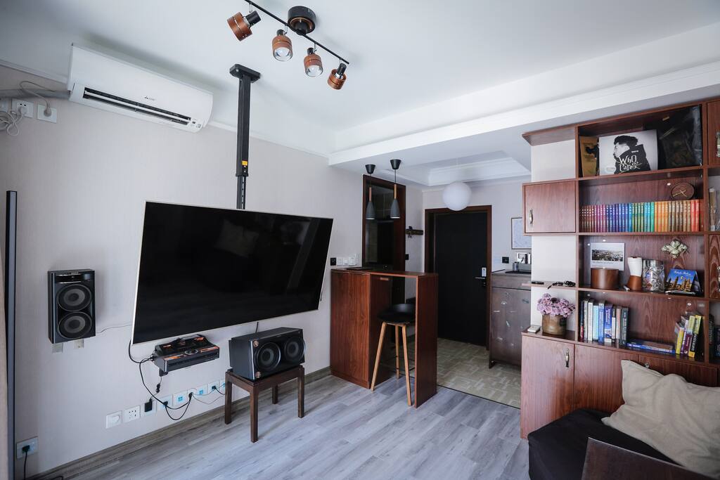 Guest room with SONY Tv and HiFi sets