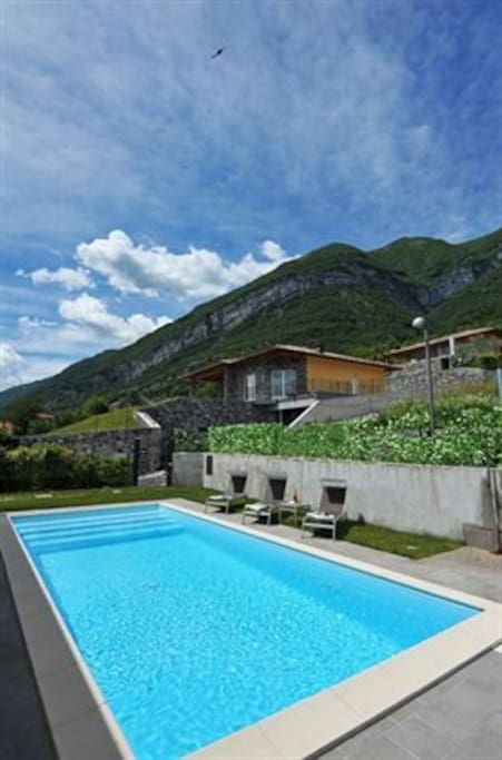 Villa Tremezzo and pool