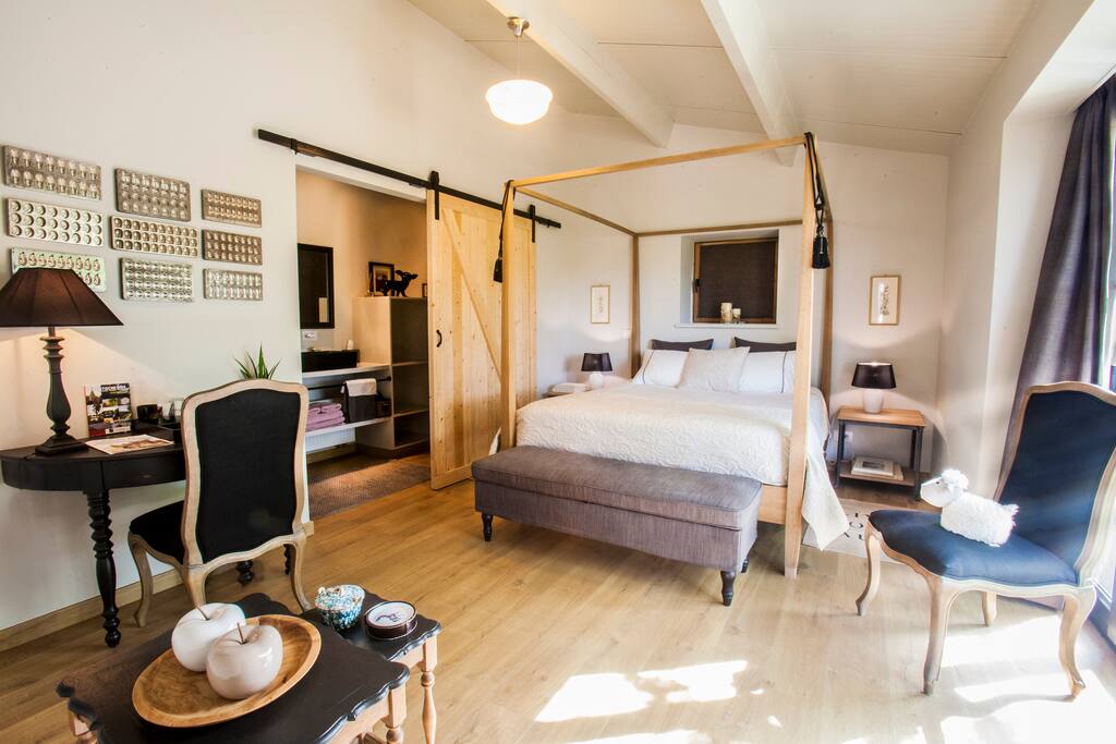 Spacious luxury room